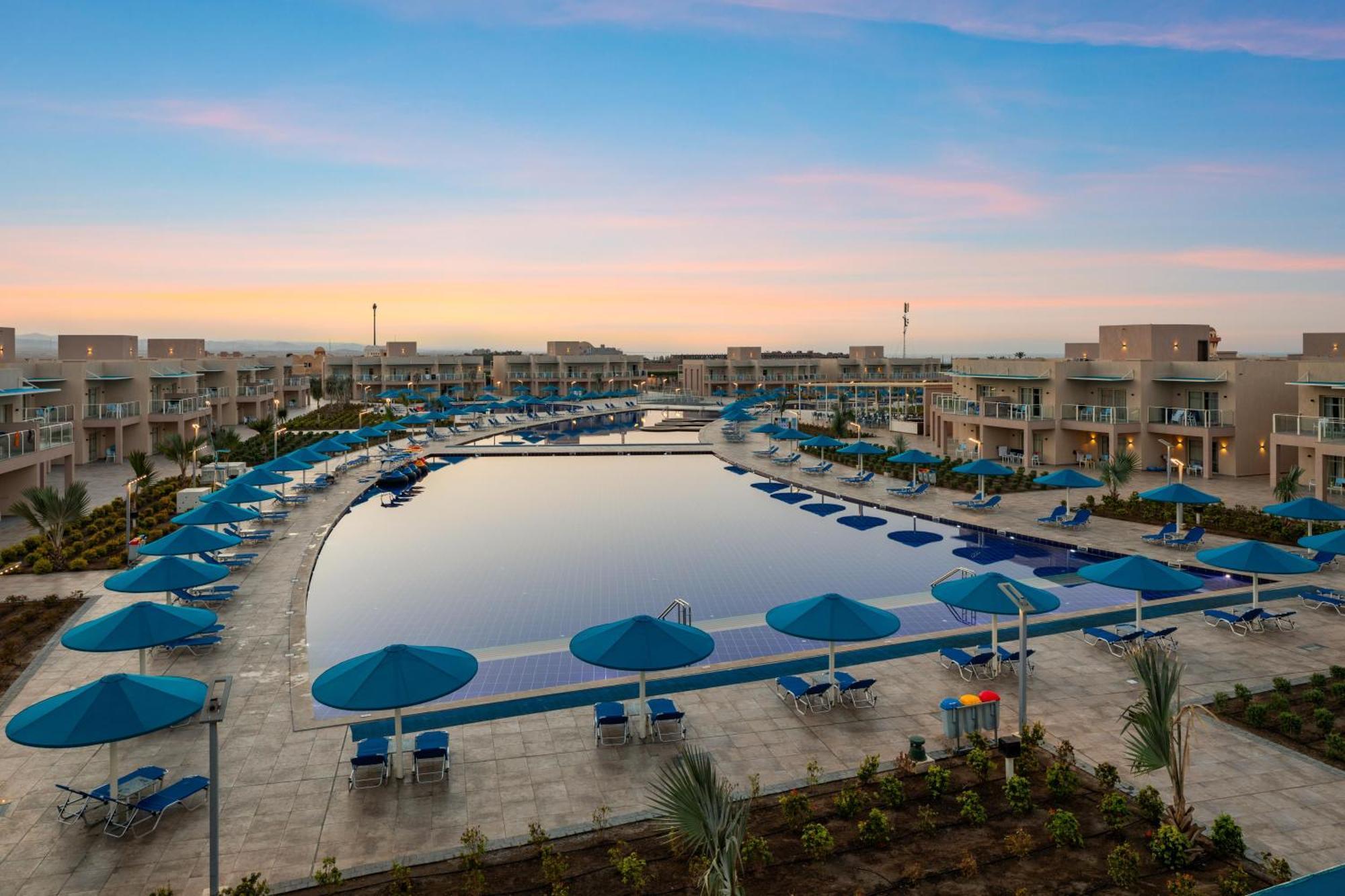 Pickalbatros Sea World Resort - Marsa Alam- "Aqua Park" El Qoseir Exterior foto